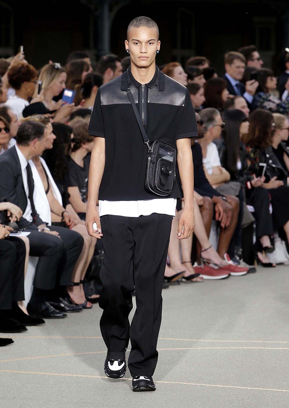 GIVENCHY_M17_2